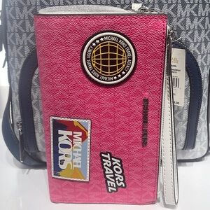 Michael Kors Jet Set Travel Lg Embellished Signature Logo Wristlet
Dragonfruit